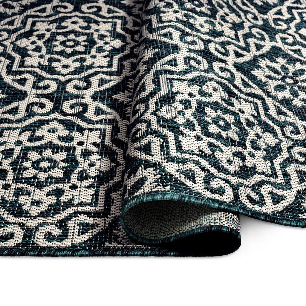 Nicole Miller New York Patio Country Danica Geometric Indoor/Outdoor Area Rug